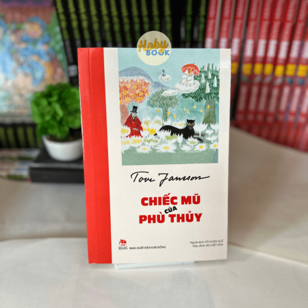 Sách - Chiếc mũ của phù thủy (sách kỉ niệm 65 năm)