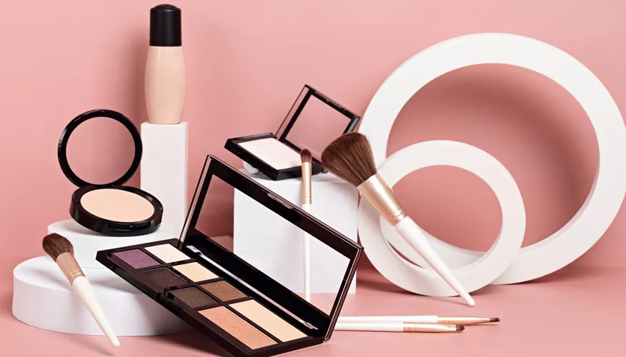 Why is it important to do makeup according to your skin tone? 