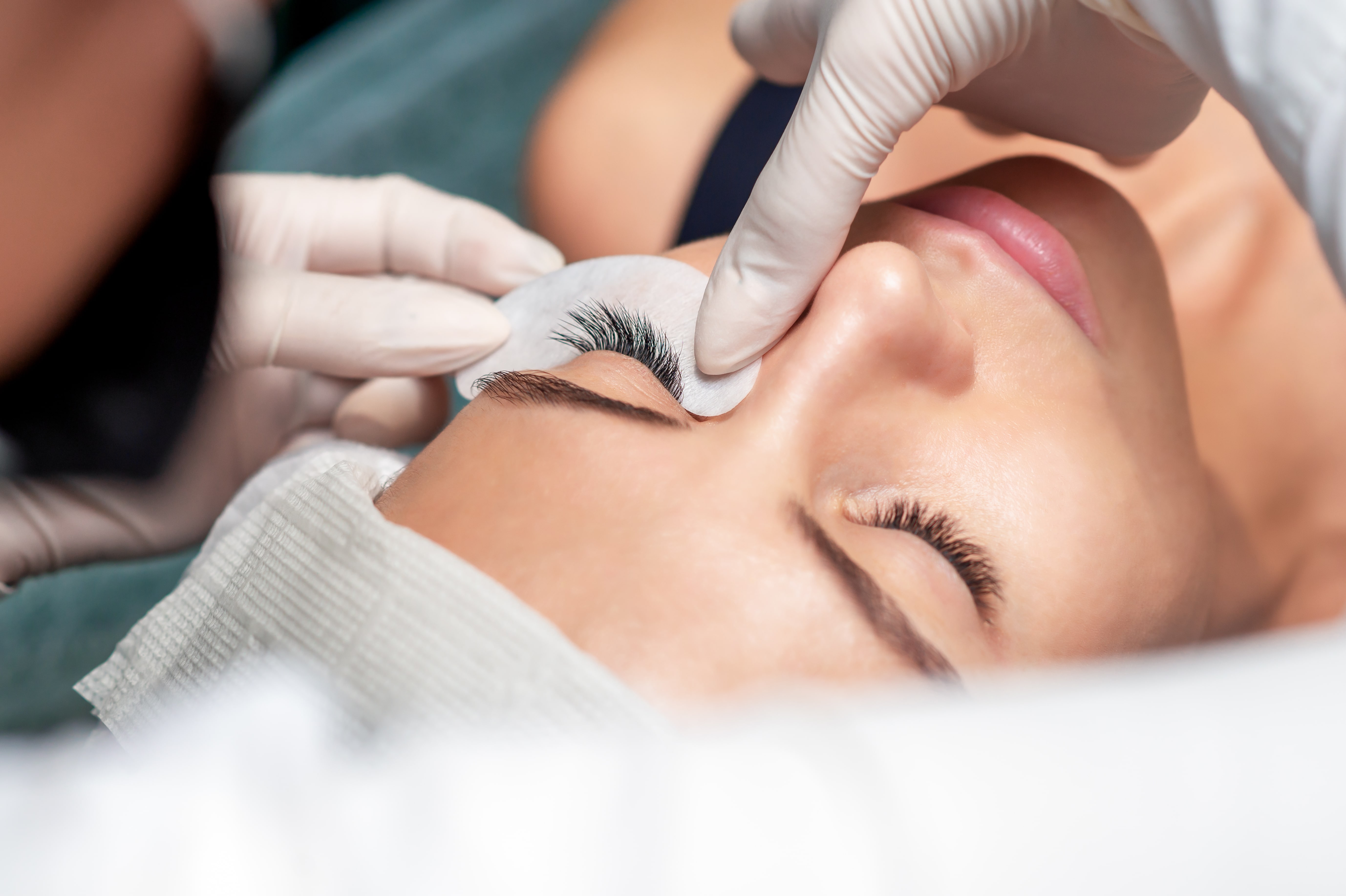 Lashes & Brows