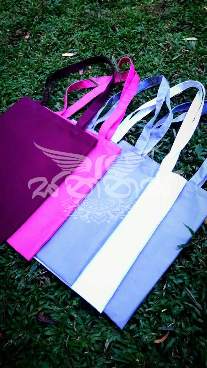 Ishu Dream World - bags