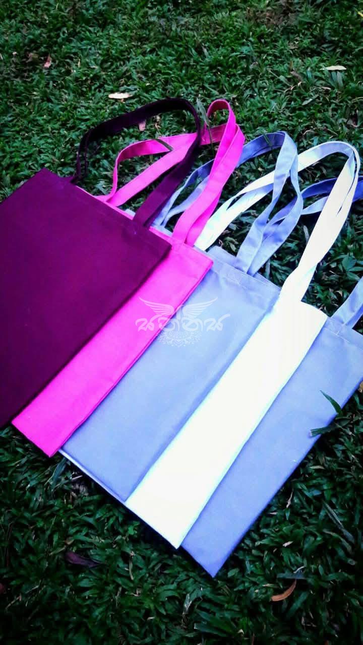 Ishu Dream World - bags