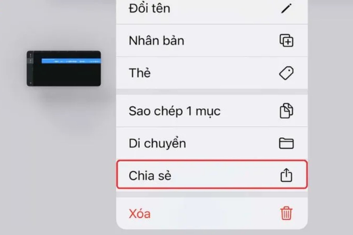 Giữ ngón tay trên bài hát vừa lưu, sau đó chọn Chia sẻ