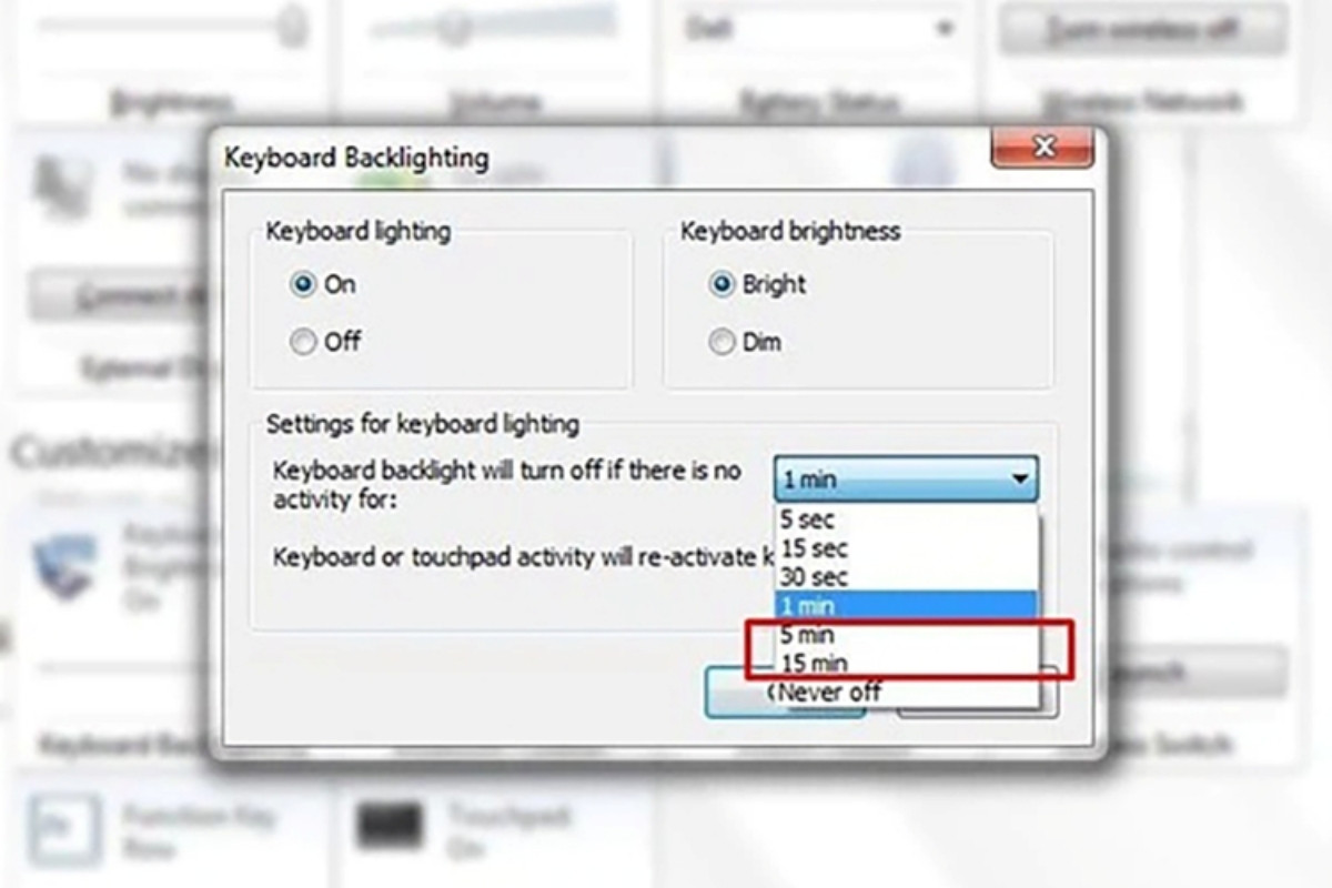 Lựa chọn thời gian đèn bàn phím bật sáng tuỳ nhu cầu sử dụng