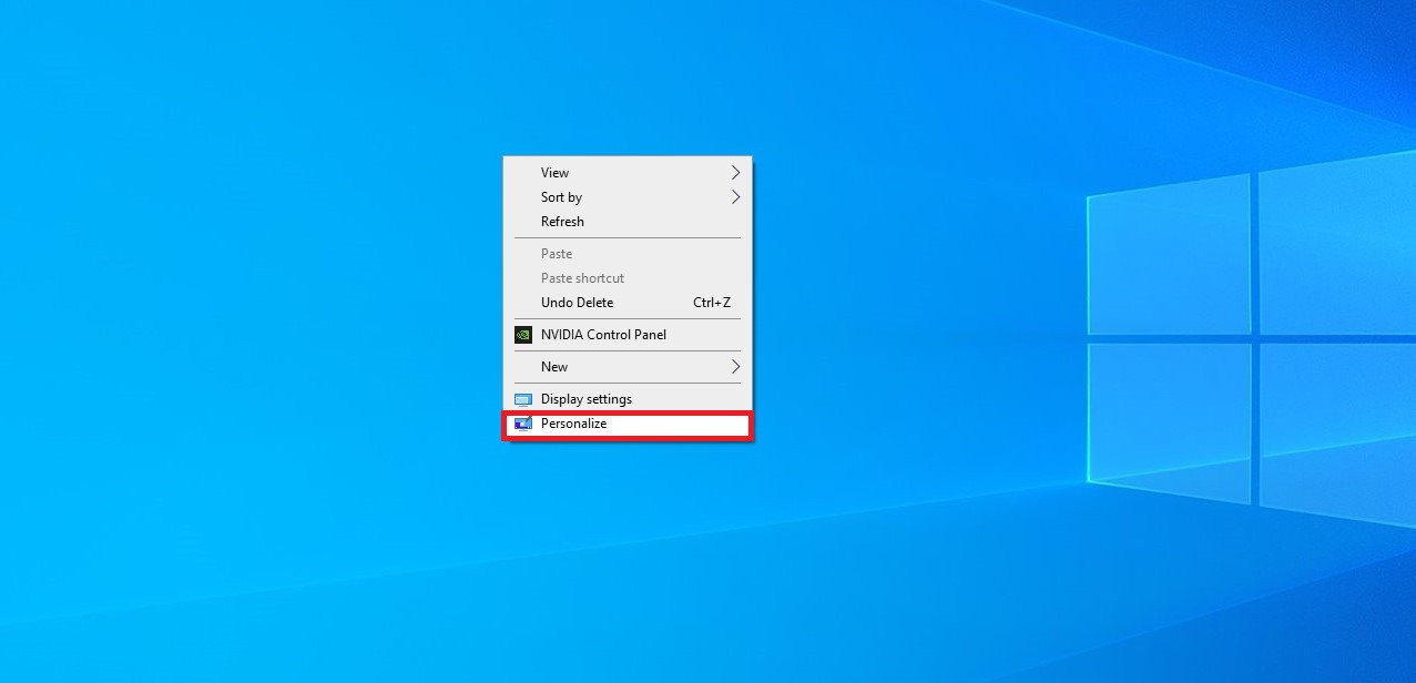 Nhấp chuột phải vào giao diện Desktop và chọn Personalize