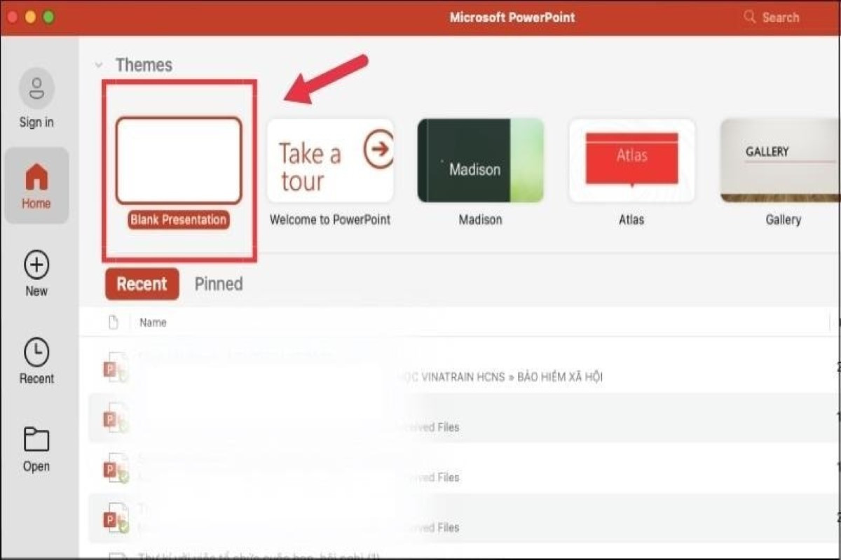 Để tạo file mới, người dùng mở phần mềm PowerPoint và chọn Blank Presentation