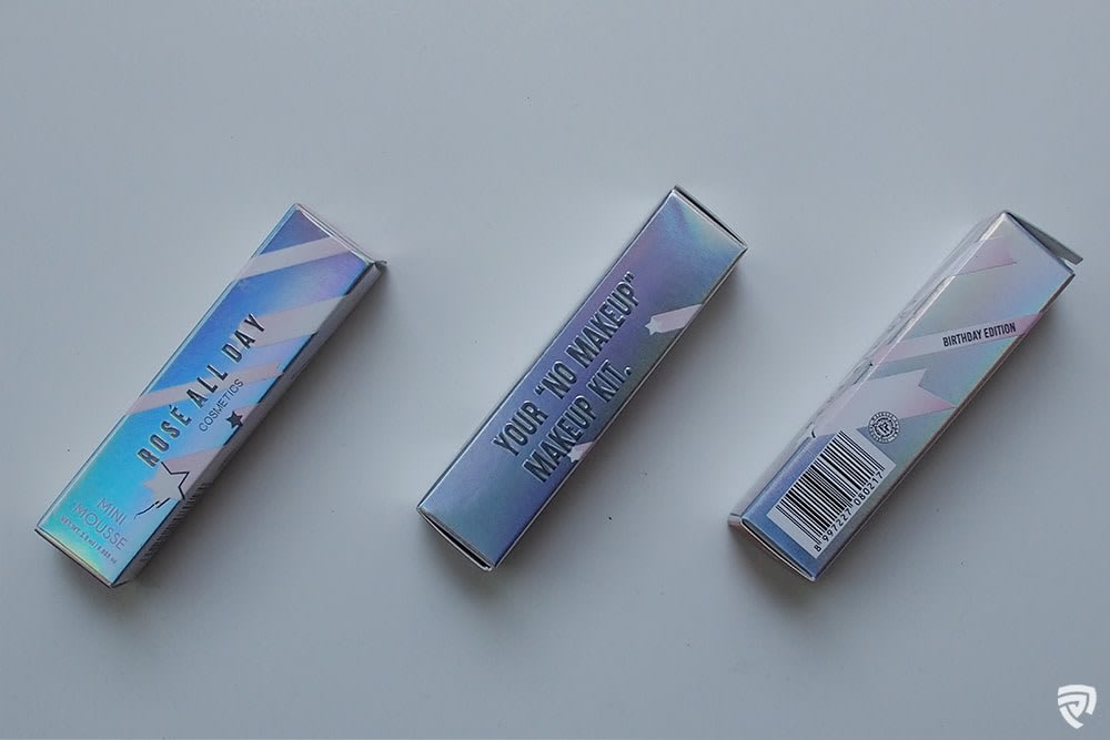 Kemasan kecil, simple, eye catching, dan aplikator yang nyaman