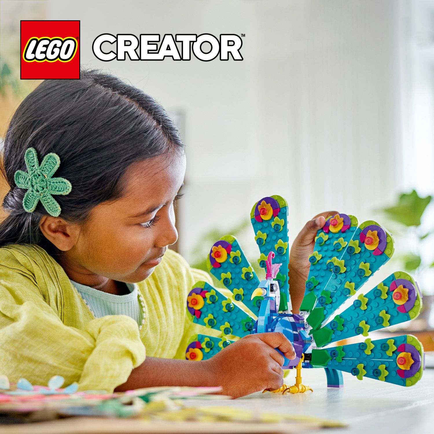 メル LEGO 31157 Creator Exotic Peacock 3in1 Toy with Dragonfly and