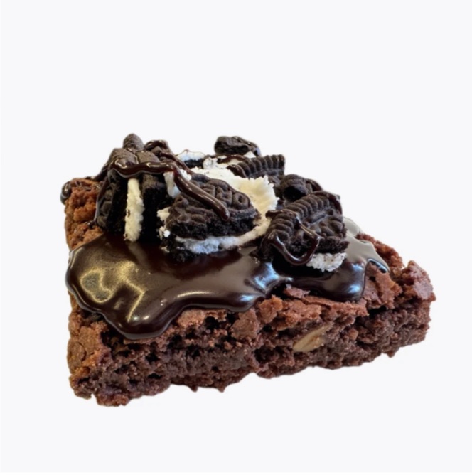 LARGE OREO BROWNIE