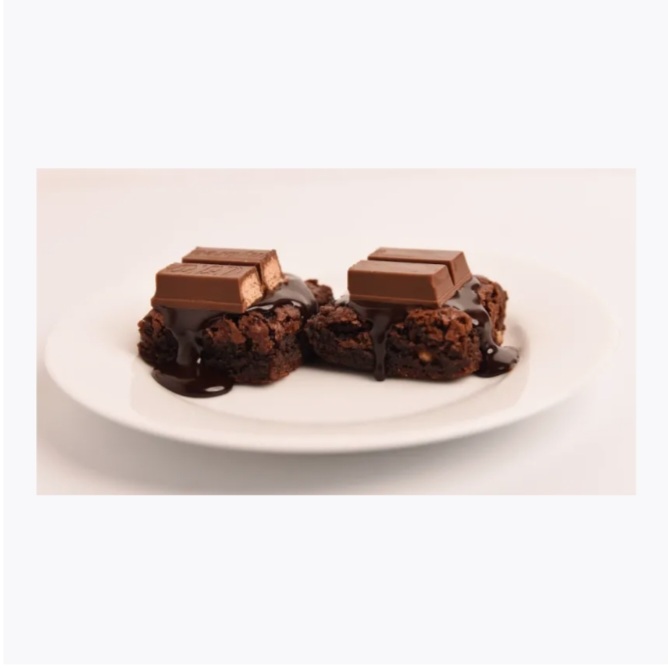 KITKAT BROWNIES 12PCS