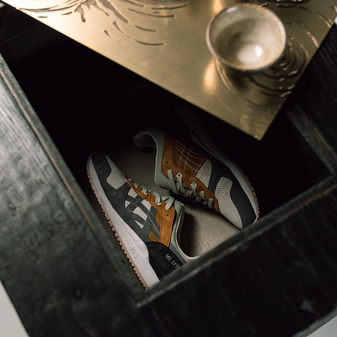 AFEW-ASICS-GEL-LYTE-III-Beauty-of-Imperfection-7.jpg