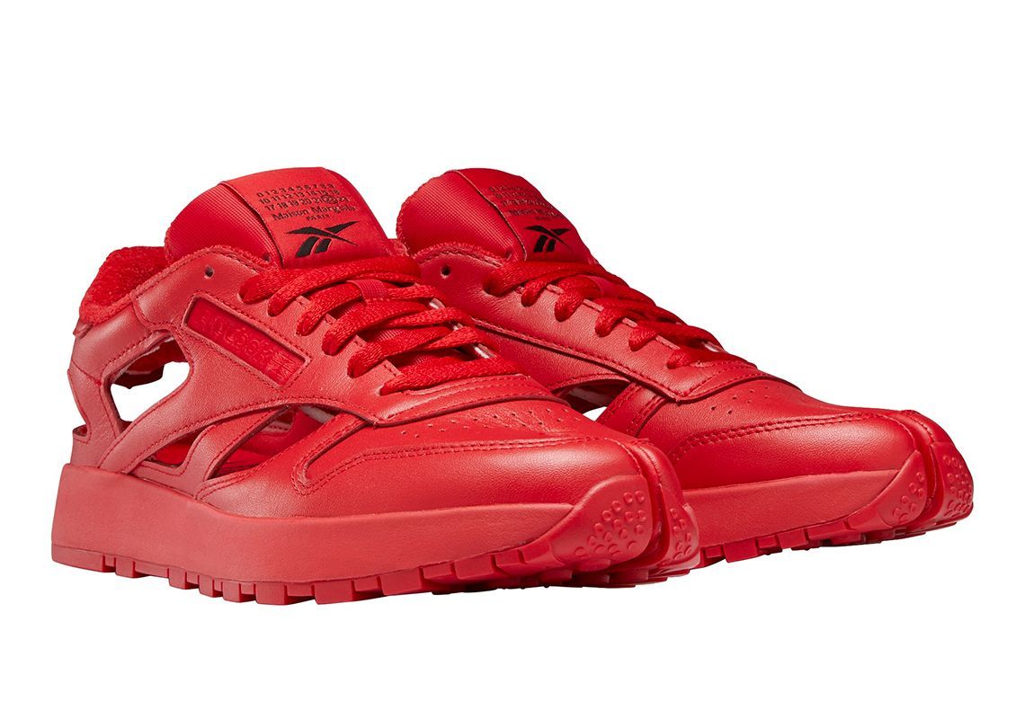 Maison-Margiela-Reebok-Classic-Leather-Tabi-Decortique-Low-Red-2.jpg