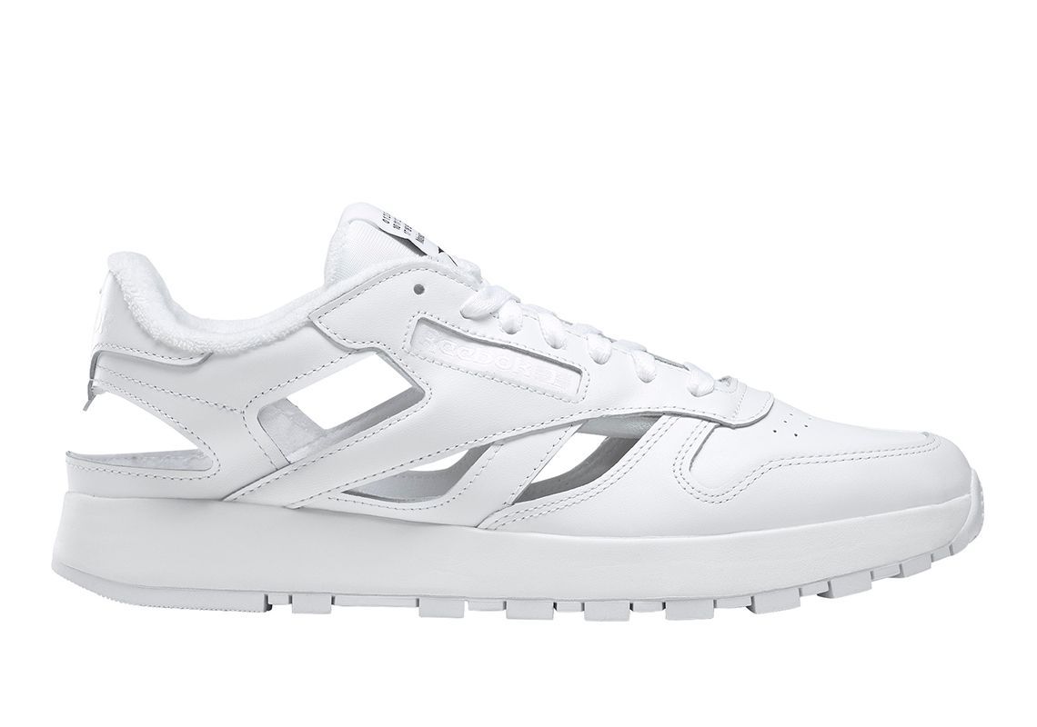 Maison-Margiela-Reebok-Classic-Leather-Tabi-Decortique-Low-White-1.jpg