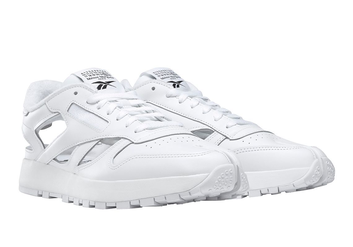 Maison-Margiela-Reebok-Classic-Leather-Tabi-Decortique-Low-White-2.jpg