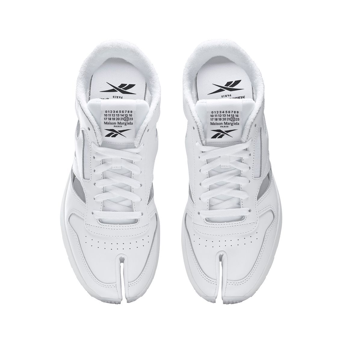 Maison-Margiela-Reebok-Classic-Leather-Tabi-Decortique-Low-White-3.jpg