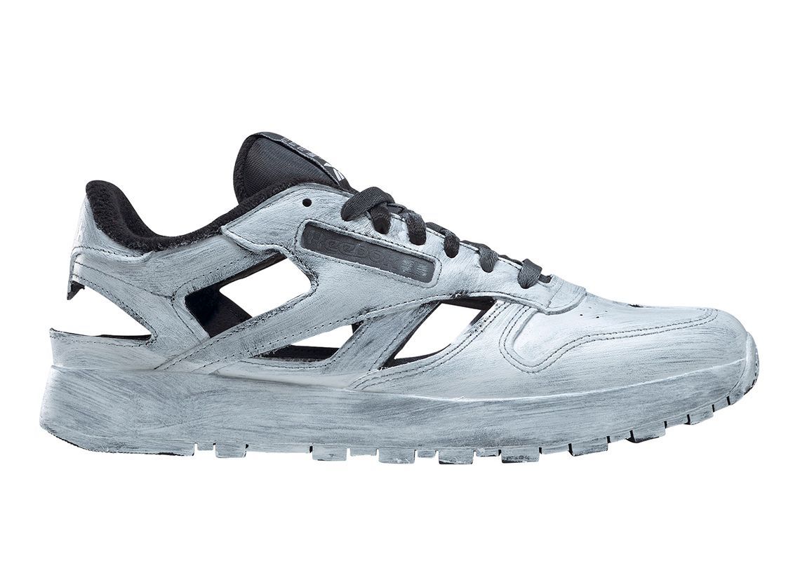 Maison-Margiela-Reebok-Classic-Leather-Tabi-Decortique-Low-White-Paint-1.jpg