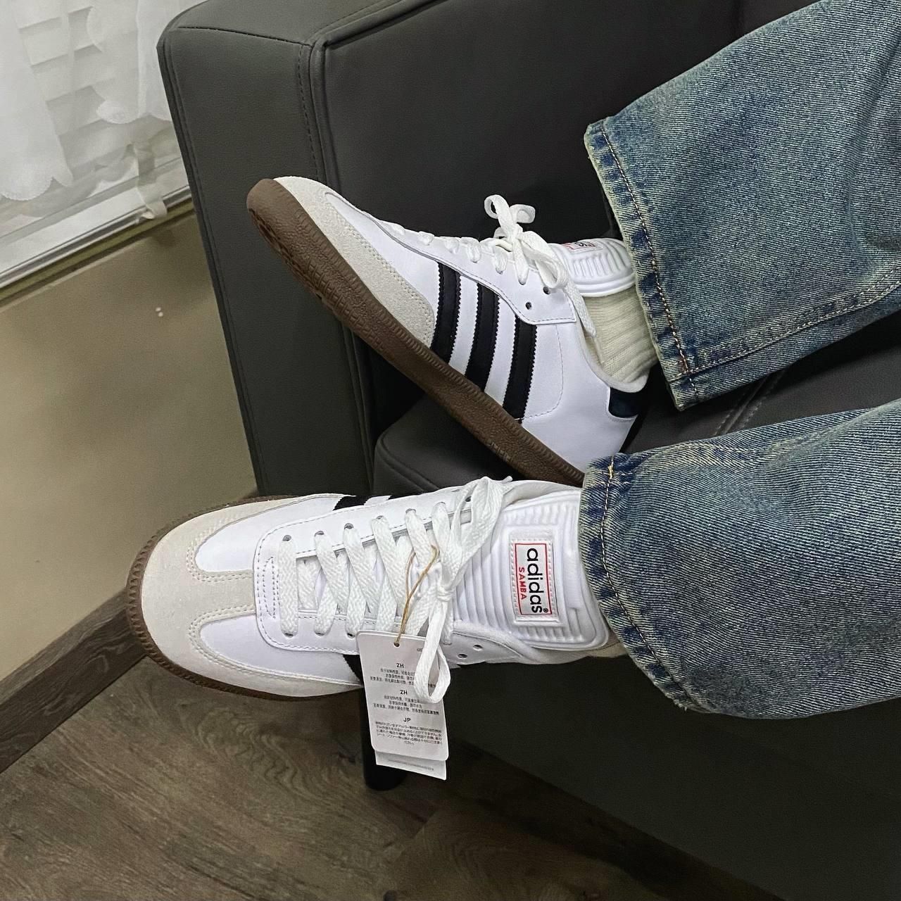 giay-adidas-samba-classic-whiteblack-ss23-772109.jpeg