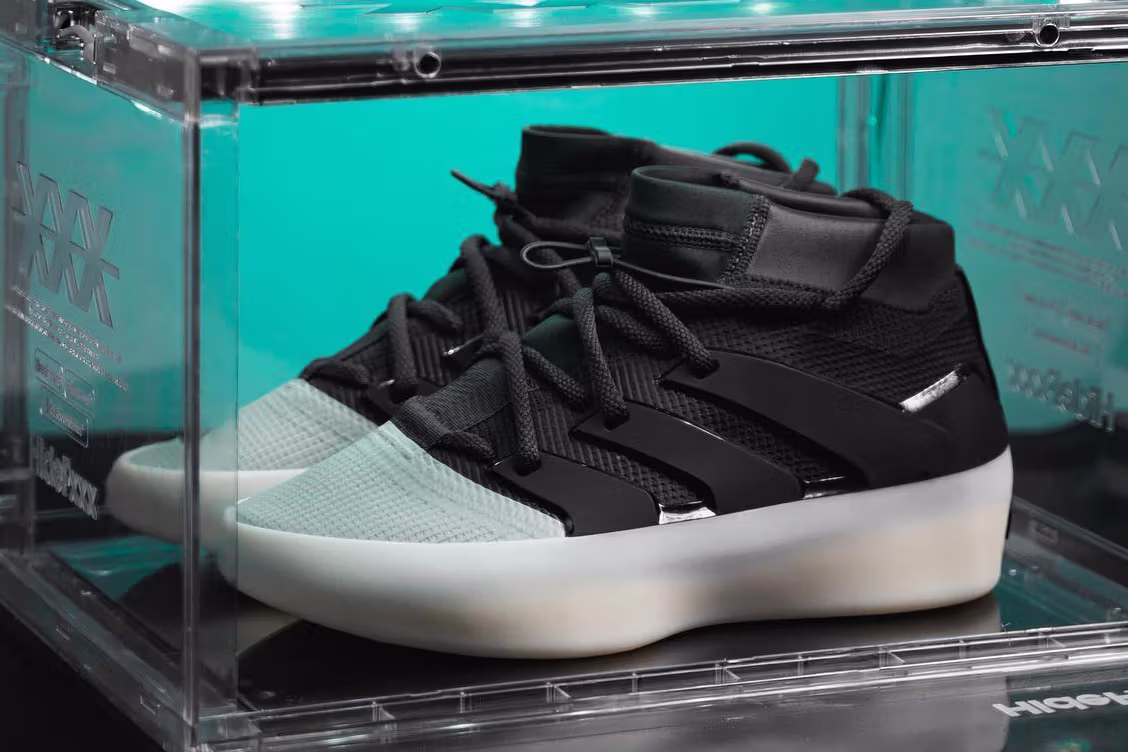 https___hypebeast.com_image_2023_10_fear-of-god-adidas-basketball-sneaker-release-date-1.avif