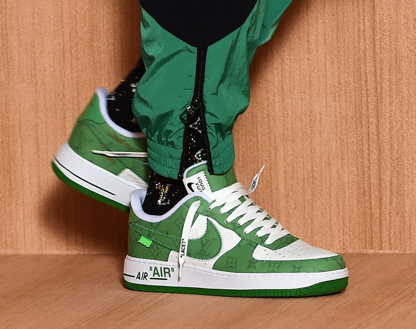 louis-vuitton-nike-air-force-1-spring-summer-2022-cropped_douonj.jpg