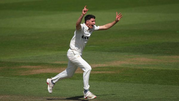 England quick takes career-best figures to help county claw back in relegation dogfight after 83 all out
