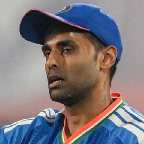 USA bowl, India pick Siraj with Bumrah out unwell