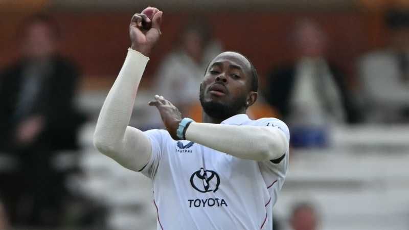 Archer displays his new-found durability ... even if Pakistan have not