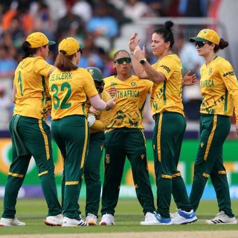Bangladesh opt to bat, SA unchanged in high-stakes game