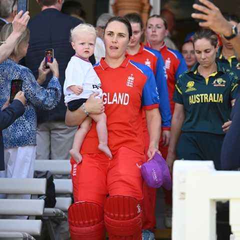'Special' final a bittersweet moment for Nat Sciver-Brunt