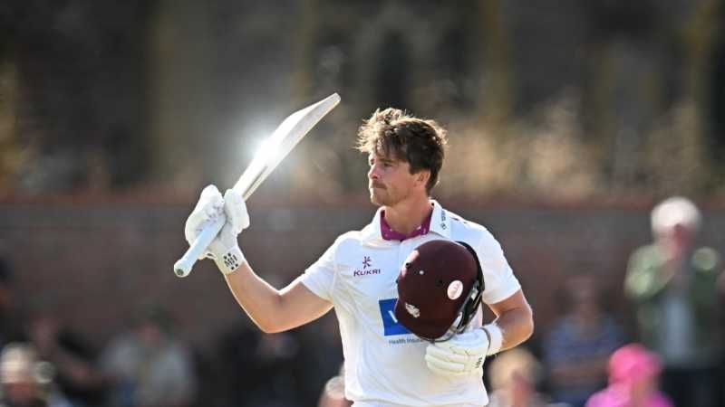Tom Abell 284*, Tom Lammonby 239 as Somerset make hay