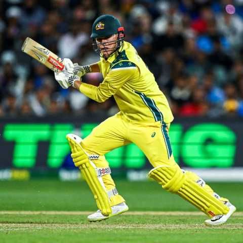Australia bring in Connolly for Sangha and bat in decider