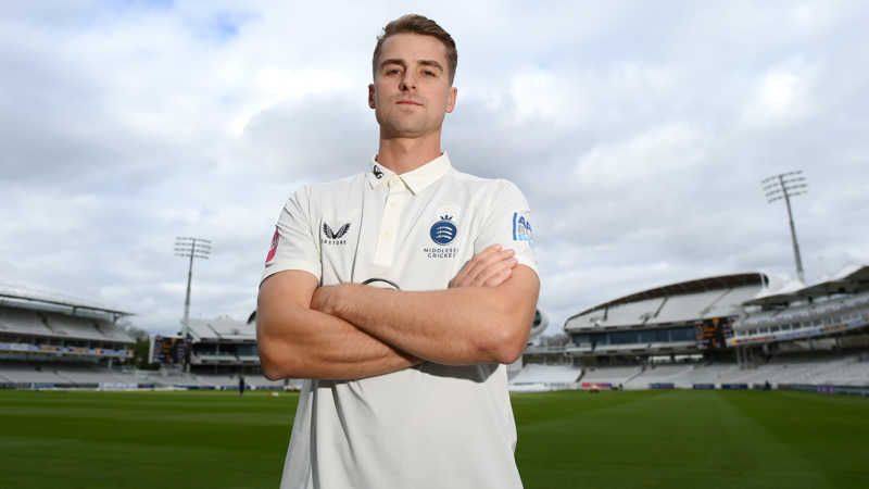Middlesex seek legal advice after admin blunder rules du Plooy out for rest of season