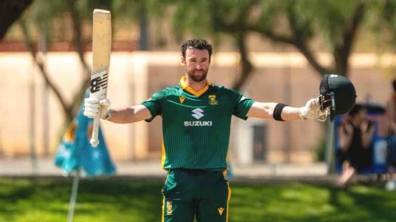Esterhuizen maiden ODI ton, Duan Jansen four-for power South Africa to 2-0 lead