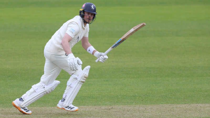 Sam Northeast points way for Kent in promotion battle