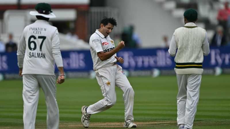 'All we can do is add positivity' - Noffke seeks calm as Pakistan reshape Test attack