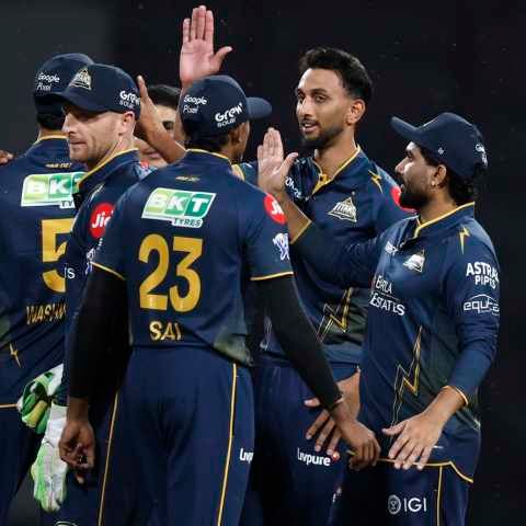 Prasidh Krishna and Rashid Khan move up in Purple Cap race