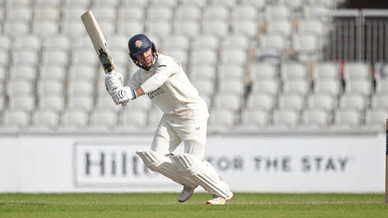 Bohannon finds form at last as Lancashire show some fight