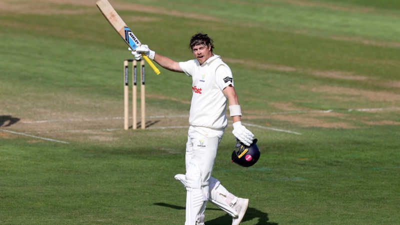 Kent tighten grip as Northeast century leaves Worcestershire on the ropes