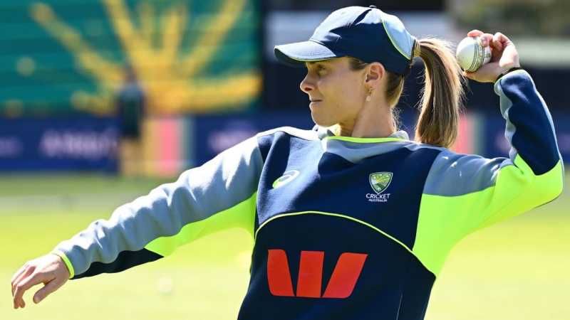 Molineux, Hamilton out of Bangladesh ODIs; McGrath to captain