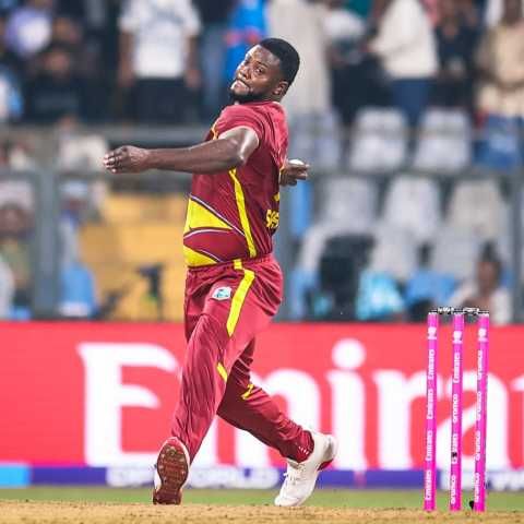 Shepherd could return against Zimbabwe as Sammy says 'everybody is available'
