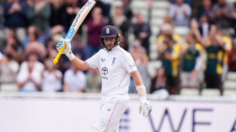 Root, Cox hit fifties as England cruise to 3-0