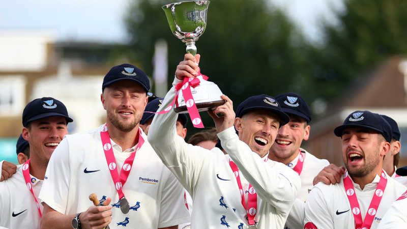 John Simpson departs Sussex for Nottinghamshire