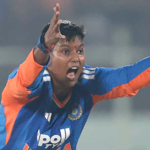 Deepti becomes No. 1 T20I bowler; Wolvaardt tops ODI batting charts