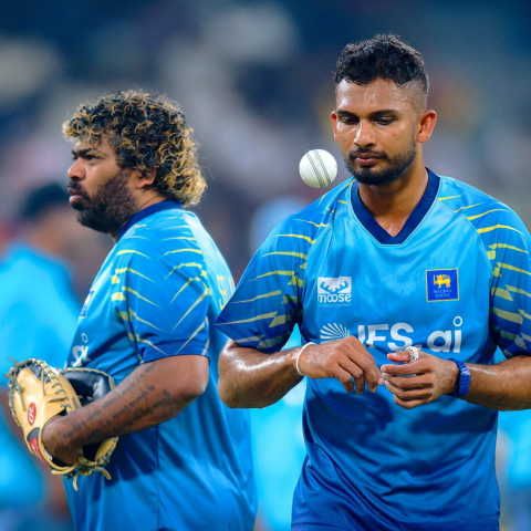 Sri Lanka bowl first in must-win game, bring in Asalanka for Mishara