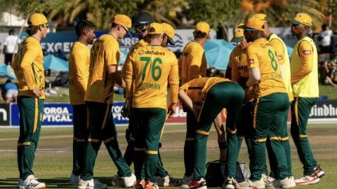 Dominant South Africa Claim Tri-series Title After Outclassing Zimbabwe By 48 Runs