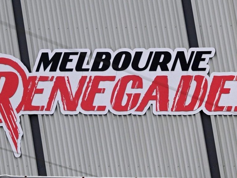 BBL side up for sale as Cricket Australia greenlights private investment in the league