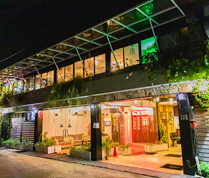 Chinese Lotus Restaurant