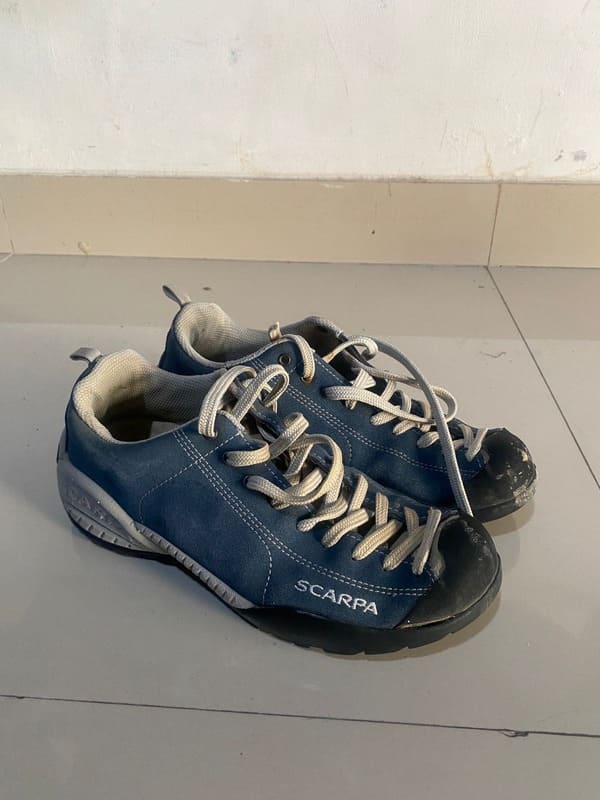 Sepatu UK 38 Scarpa