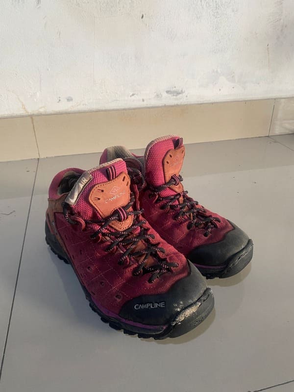 Sepatu UK 38 capmline