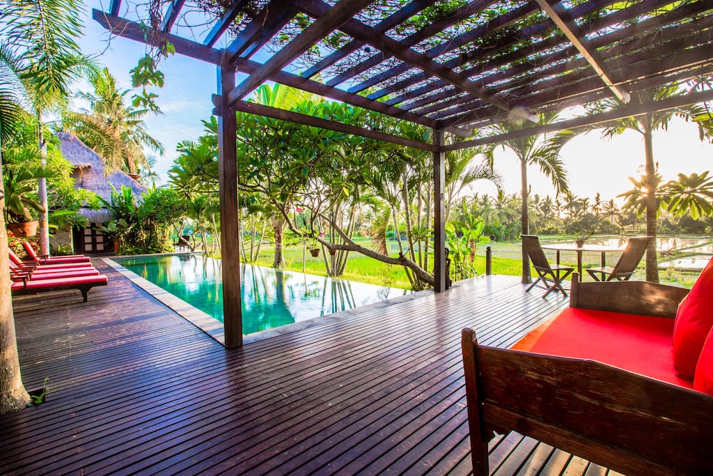 6 Akomodasi AirBnB Paling Romantis Untuk Honeymoon di Bali