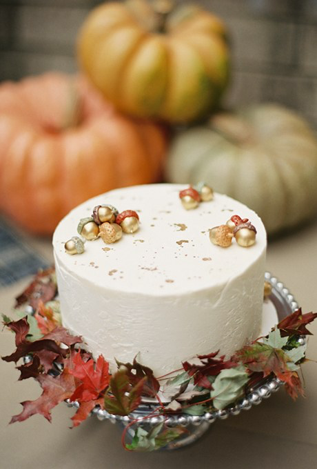 12 Inspirasi Wedding Cake Bergaya Rustic