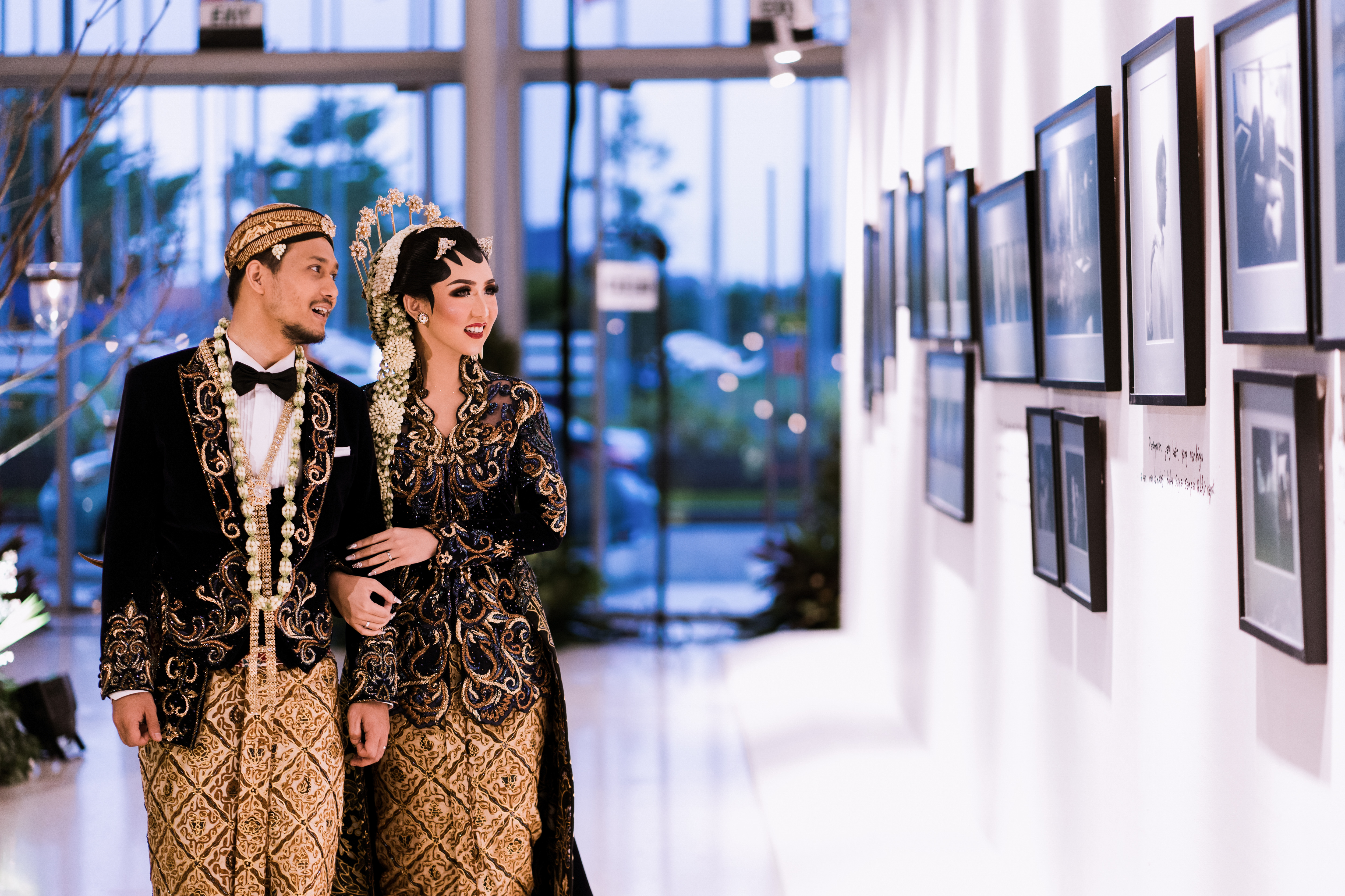 Pernikahan Adat Jawa yang Seru dan Intimate ala Raras dan Fajar